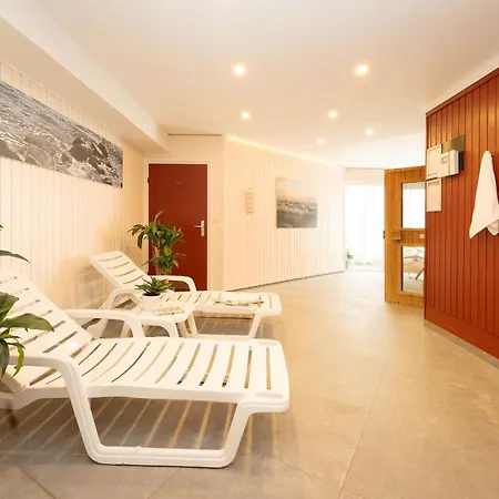 Residenz Am Yachthafen 3 *